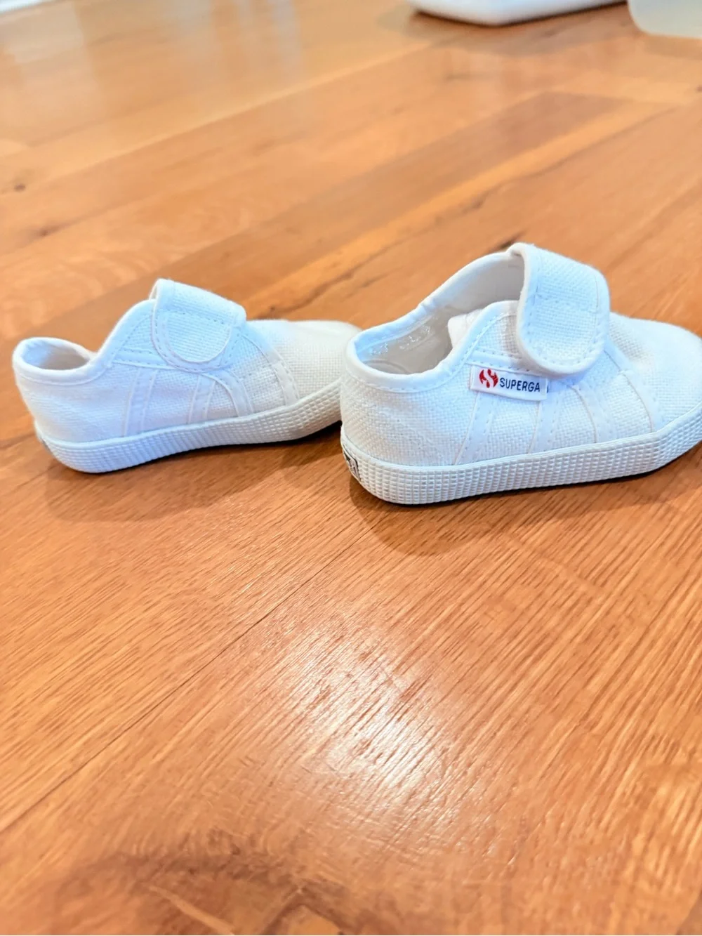 Superga great gently